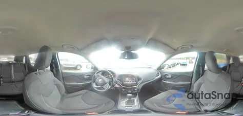 2015 Jeep Cherokee Latitude z USA, uszkodzony, nr VIN 1C4PJLCB1FW731715